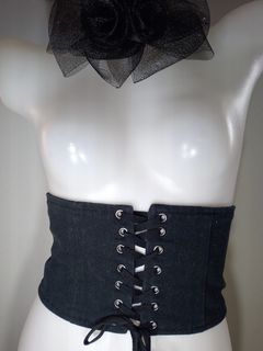 (Category: ) located in . Submitted by ms.happycorsets (Listing ID 1448916334, Image 1). Description: .