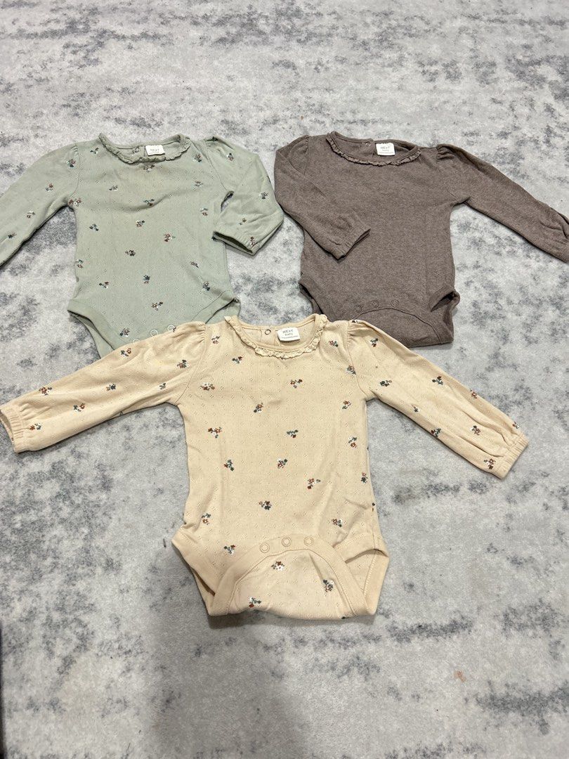 Preloved Next (Category: Babies & Kids Fashion) located in Batu Pahat. Submitted by isabella2410 (Listing ID 1448902821, Image 1). Description: Size 6-9 Rm25.