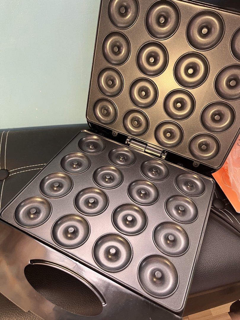 RAF 16 holes donut maker (Category: Bakeware) located in Manila. Submitted by graceostria (Listing ID 1448961266, Image 1). Description: hello good day po, so heres my mini donuts maker 16 holes kakadating Ig po today and it’s good as new i didn’t even use it papo im just think that i don’t need the maker anymore.I purchase it for 1240 pesos but i will lower the price nlg po for 1,100 pesos kasi naopen ko naman po sya. no sira sya, good as new ta