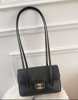(Kategori: ) berada di . Dikirim oleh brandedboutiquez (ID iklan 1448982458, Gambar 1). Deskripsi: .