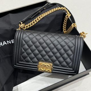 (Kategori: ) berada di . Dikirim oleh brandedboutiquez (ID iklan 1448982605, Gambar 1). Deskripsi: .