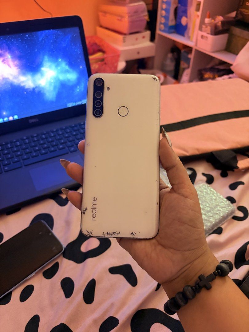 realme 6i (Category: Realme) located in Manila. Submitted by paulatomagan (Listing ID 1449088534, Image 3). Description: 💕💕REALME 6I 3/64GB 💚 P2,299 only !!! meron po dents scrarch only s likod ✅Specs: 📲 6.5 inches 📲 Helio G80 📲 3GB ROM 📲 64GB RAM 📲 Main cam: 48mp + 8mp + 2mp + 2mp 📲 Selfie cam: 16mp 📲 Fingerprint (Rear-mounted) 📲 5000 mAh battery Good for daily used Free charger mandaluyong area lalamove and cod can do ❤️.