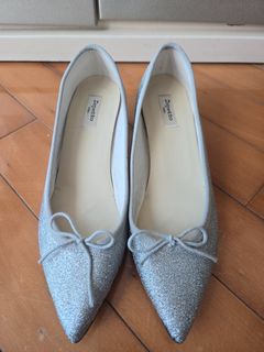 （分類：）位於 。 由 SellBuy 提交（商品編號 1448907743，圖片 1）。簡介： 。