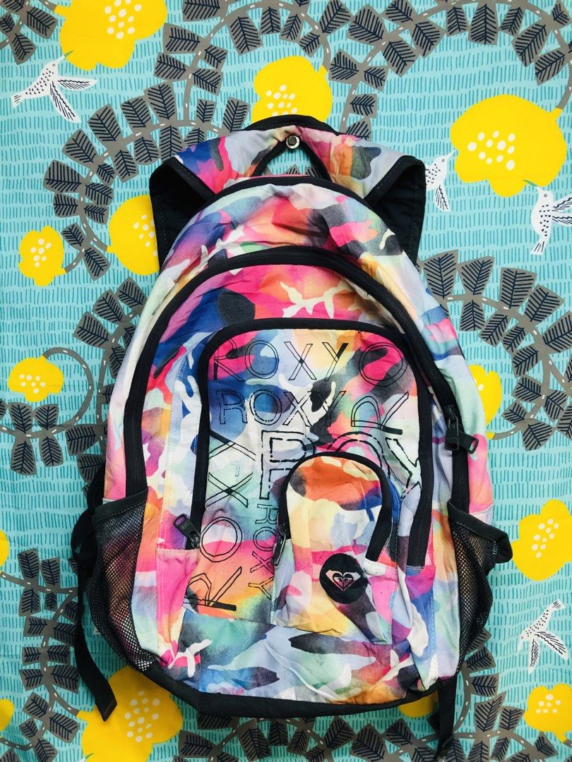roxy backpack (Category: Backpacks) located in Rantau Panjang. Submitted by aiman3319 (Listing ID 1448953414, Image 1). Description: 005000.