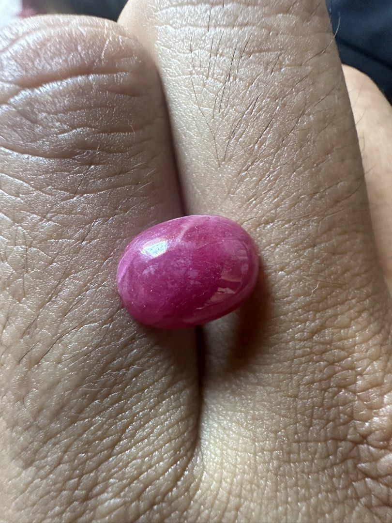 Ruby Delima Afrika (Category: Jewelry) located in Kuala Lumpur. Submitted by zazthriftstore (Listing ID 1448964428, Image 1). Description: Est 2 gram .
