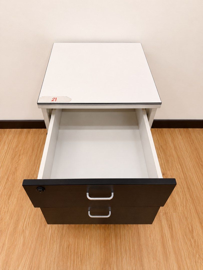 RUSH 3 Layers Small Drawer (Category: Storage Boxes & Baskets) located in Quezon City. Submitted by shopmystuff.com (Listing ID 1449040807, Image 2). Description: •Good Condition •Office / House use •with tape on top (Bought it like that) didn’t bother to remove .