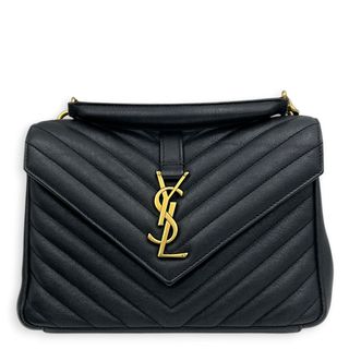 (Category: ) located in . Submitted by carousellluxury (Listing ID 1448959648, Image 1). Description: .