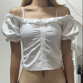(Category: ) located in . Submitted by lux_elle.collectionph (Listing ID 1448809975, Image 1). Description: .