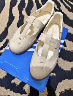 (Kategori: ) berada di . Dikirim oleh maharaa.pearlv (ID iklan 1449103888, Gambar 1). Deskripsi: .