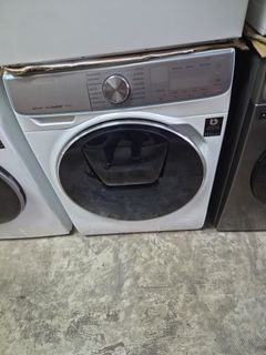 (Category: ) located in . Submitted by vincent2ndhand (Listing ID 1448965748, Image 1). Description: .
