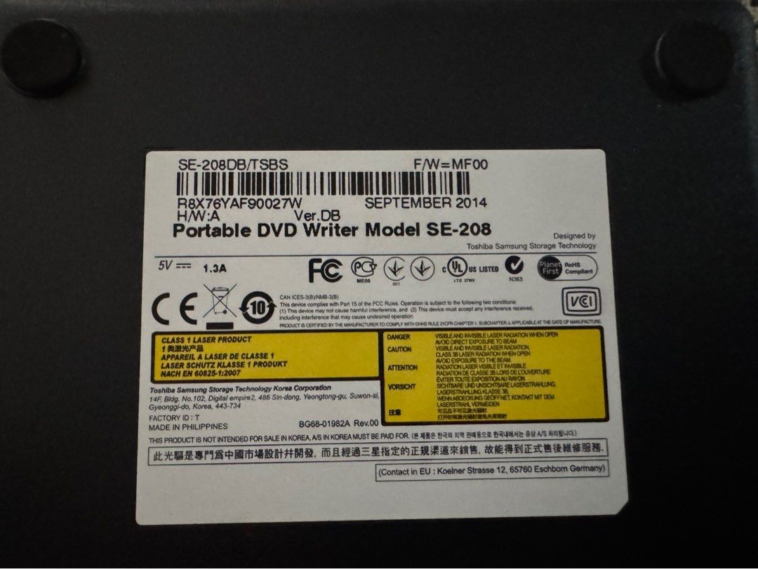 Samsung SE-208DB Portable DVD Writer USB External (Category: Hard Disks & Thumbdrives) located in Muntinlupa City. Submitted by jay826 (Listing ID 1448928549, Image 2). Description: - Samsung Portable DVD Writer - Model: SE-208DB - Connects via USB - Reads and writes CDs and DVDs - Perfect for laptops/desktops without a built-in drive - USB cable only with the unit - Tested and confirmed working Gcash payment.