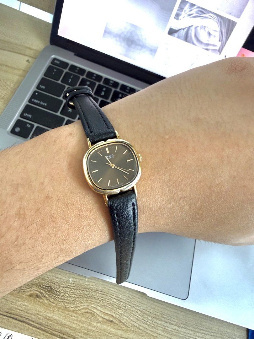Seiko Choco Sunburst Dial Vintage Watch (Category: Women's Watches) located in Quezon City. Submitted by jmartph (Listing ID 1448923781, Image 2). Description: Seiko Choco Sunburst Dial Vintage Watch Price: ₱2,500 Reference number: 1421-5190 (Around 1980-1990’s Vintage Watch) ✅ Roman Marker Dial ✅ Aftermarket leather strap ✅ Quartz Condition: 9/10 Slight aging on the sides but overall great condition for a 30-40 year old piece .