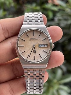 (Kategori: ) berada di . Dikirim oleh jamjepangvintage (ID iklan 1449032273, Gambar 1). Deskripsi: .