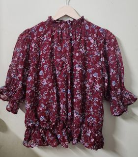 (Category: ) located in . Submitted by rvsl.closet (Listing ID 1449019792, Image 1). Description: .