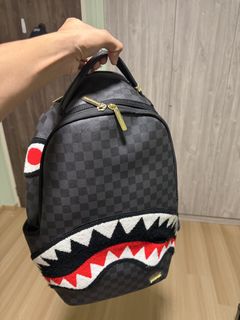 (Category: ) located in . Submitted by huhwhatttttt (Listing ID 1449025349, Image 1). Description: .