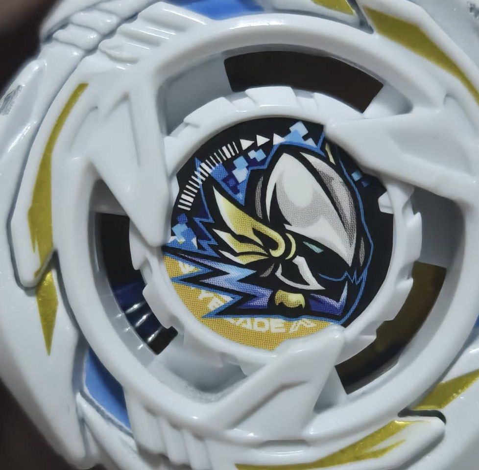 （已售）TAKARA TOMY BEYBLADE X UX-20 陀螺 女武神 全新港版有曲 （分類：動作及對戰玩具）位於 Hong Kong。 由 konpeito_rx78 提交（商品編號 1449084854，圖片 2）。簡介： （已售） 全新港版UX20未開過有code一盒 圖2為我正在使用的女武神作為示範 圖3為展示目前已知無固鎖陀螺 面交：將軍澳線及觀塘線優先 。