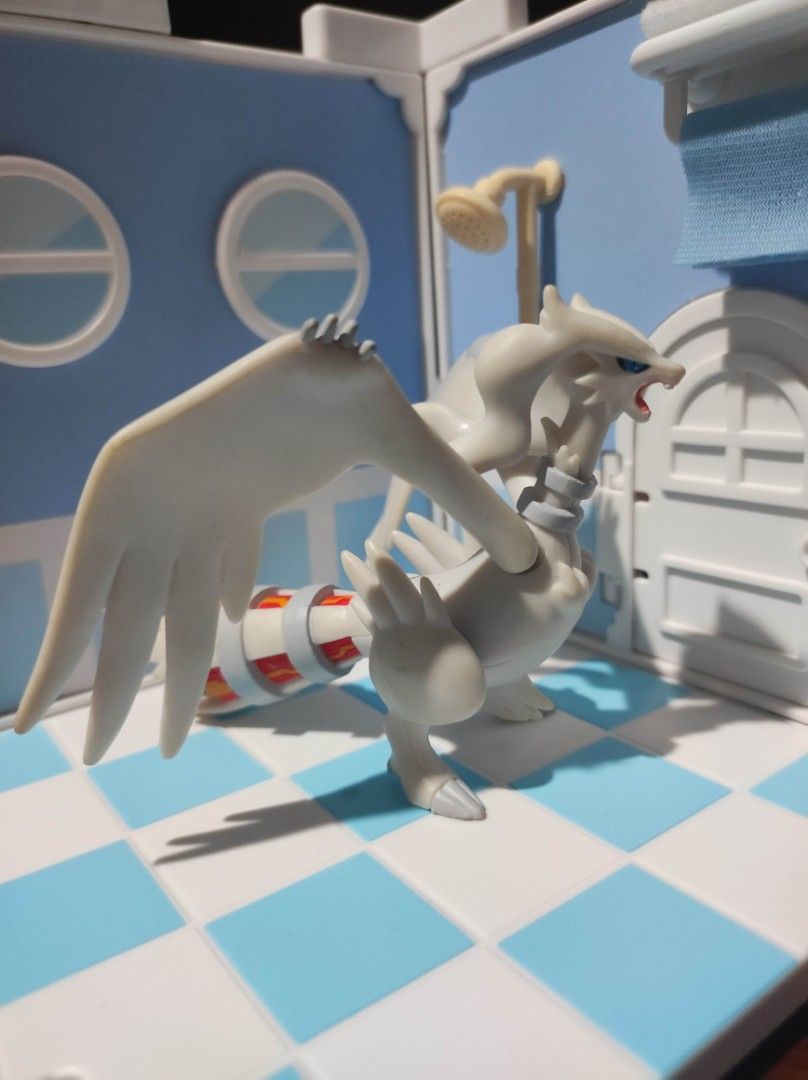 TOMY Pokemon Figure - Reshiram (Overdrive) (Category: Figurines & Statues) located in Taguig. Submitted by lilrootshop (Listing ID 1449086623, Image 2). Description: ***Crossposted*** Price: 1,300 AUTHENTIC Pass sa lowballers! First to pay basis. No COD. For item reservation, a down payment of 50% or 100 pesos (whichever is less) is required. Down payment is non-refundable. One month reservation only. Location: Taguig (near BGC) MOP: GCash / GoTy
