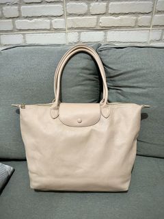 (Kategori: ) berada di . Dikirim oleh rebagged.id (ID iklan 1448937836, Gambar 1). Deskripsi: .