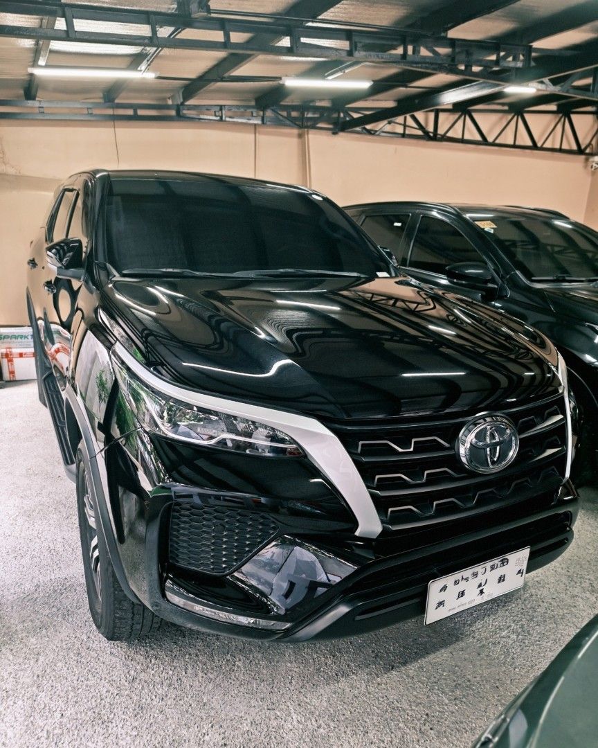 Toyota Fortuner G Auto (Category: Used Cars) located in Quezon City. Submitted by cblamb (Listing ID 1449026482, Image 1). Description: 2023 Toyota Fortuner G A/T PN ending 1 (Monday Coding) Mileage: 43k Loc: Qc Proj 7 Details / Features: 2 Original Car Keys Manual Booklet Tools & Spare Tire Included Reverse Camera Ready for Transfer of Ownership.