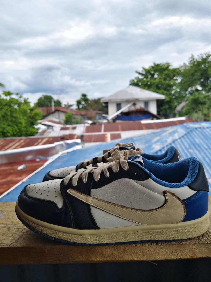 Travis Scott x Air Jordan 1 Low OG "Reverse Mocha" (Category: Sneakers) located in Butuan. Submitted by zhakmarcus (Listing ID 1448960594, Image 3). Description: - Travis Scott x Air Jordan 1 Low OG "Reverse Mocha" - Size: US 8.5 - Highly sought-after collaboration - Ideal for sneaker collectors - Feel free to ask any questions!.