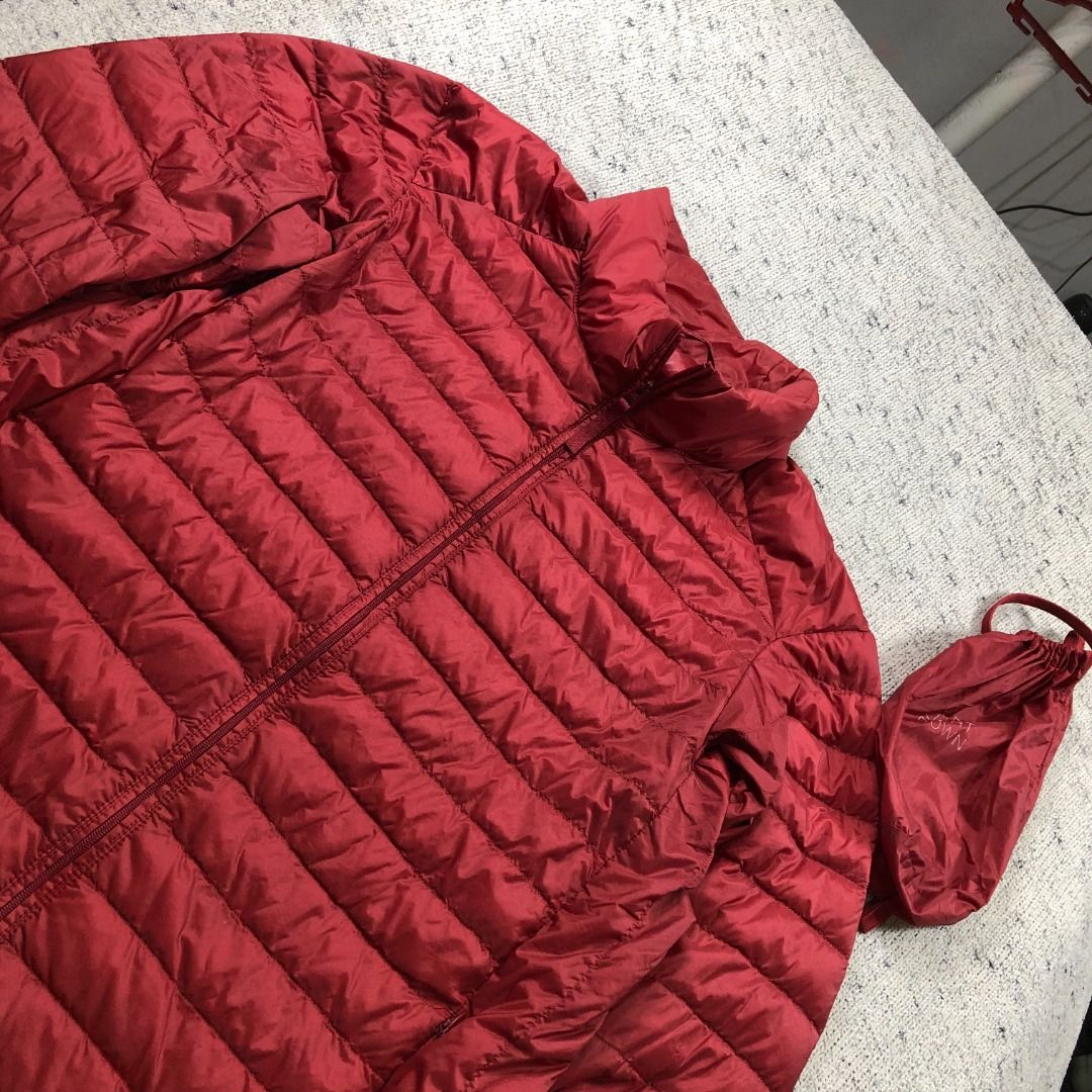 UNIQLO Ultra Light Down Jacket Red Size Small Men's (Category: Coats, Jackets and Outerwear) located in Santa Rosa. Submitted by sergids (Listing ID 1448938926, Image 1). Description: UNIQLO Ultra Light Down Jacket Red Size Small Men's Great condition. Check fitting tops to ensure this fits you. Dimensions below are exact measurements, see pics as well for comparison. 9/10 Condition and Colorway Dimensions: Check pic slide for actual size and dim