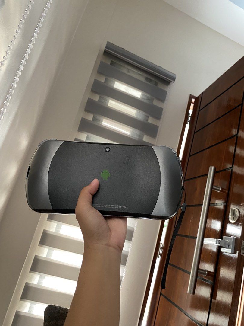 UNTESTED CONSOLE (Category: Others) located in Bulacan. Submitted by wuttdaheil (Listing ID 1449103622, Image 2). Description: as is di kasya charger ng psp kaya diko matest fixed price[wag na po mag message if mag ask ng lower price] ship thru LBC LALAMOVE.
