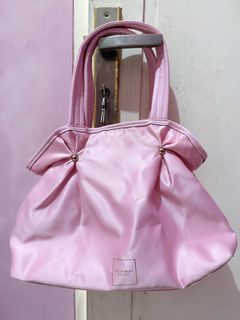 (Kategori: ) berada di . Dikirim oleh scndhandedstufff (ID iklan 1448994525, Gambar 1). Deskripsi: .