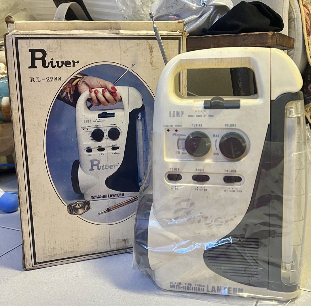 Vintage 80s Radio With Lantern Inc Box (Category: Vintage Collectibles) located in Kuala Lumpur. Submitted by lyns_ (Listing ID 1449053007, Image 1). Description: radio dan lampu masih hidup✅ . ada box ✅. boleh pm ws untuk video radio hidup . prefer cod kl . .