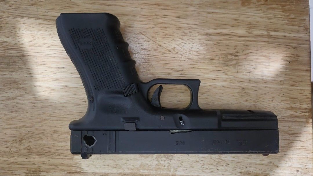 WE g18c airsoft (Category: Action & Battle Toys) located in Mandaluyong City. Submitted by lauracmendoza (Listing ID 1448945993, Image 2). Description: issues: inner barrel has a small chip, all the parts inside the blowback housing are broken (slide doesnt function), missing selector lever the frame is fine except for the hammer assembly at the back which is broken and doesnt work, and missing slide release spring selling for parts or as a prop.