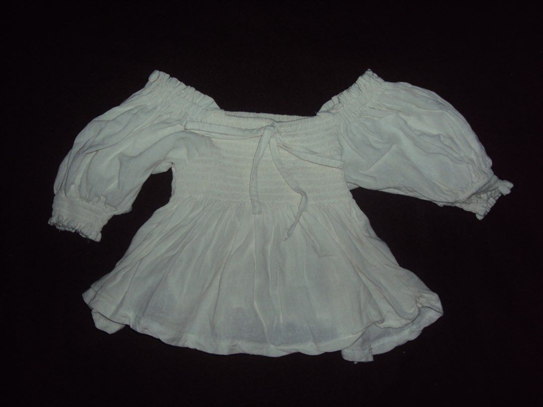 White Smocked Off-Shoulder Peplum Top (Category: Blouses) located in Candon. Submitted by czaeya (Listing ID 1449005533, Image 2). Description: ♡ color: white ♡ Stretchy & comfy fit ♡ Lightweight fabric ♡ Puff sleeves ♡ Flowy peplum design ♡ ask for more pics if interested (: .