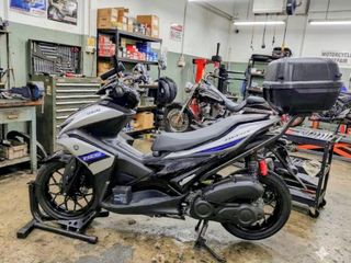 (Category: ) located in . Submitted by sgmotorcycle (Listing ID 1448399133, Image 1). Description: .