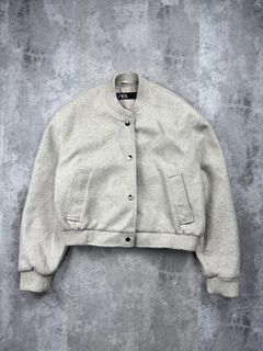 (Category: ) located in . Submitted by hustlathrift (Listing ID 1448954345, Image 1). Description: .