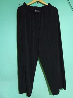 (Kategori: ) berada di . Dikirim oleh ridhosecondwear (ID iklan 1448983620, Gambar 1). Deskripsi: .