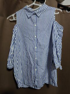 (Category: ) located in . Submitted by aemcloset (Listing ID 1449078192, Image 1). Description: .