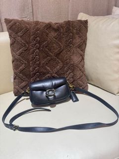 (Category: ) located in . Submitted by ikanganda (Listing ID 1449312788, Image 1). Description: .
