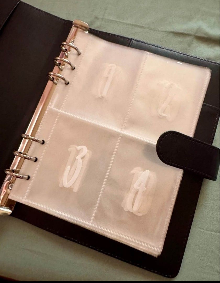 100 Envelope Savings Challenge Binder (Category: Home Improvement Tools & Accessories) located in Bulacan. Submitted by mskath21 (Listing ID 1449305027, Image 3). Description: Organize your finances in style! 🌸 Cash stuffing essential. 😉 ✔️ Available in: Black 🖤 Pink 🩷 Blue 💙 💜 Purple 💜 Green 💚 **for preorder, a 100php deposit is required (non-refundable). deductible to balance upon shipment. 📍 Location: Guiguinto, Bulacan 🚛 Shipment vi