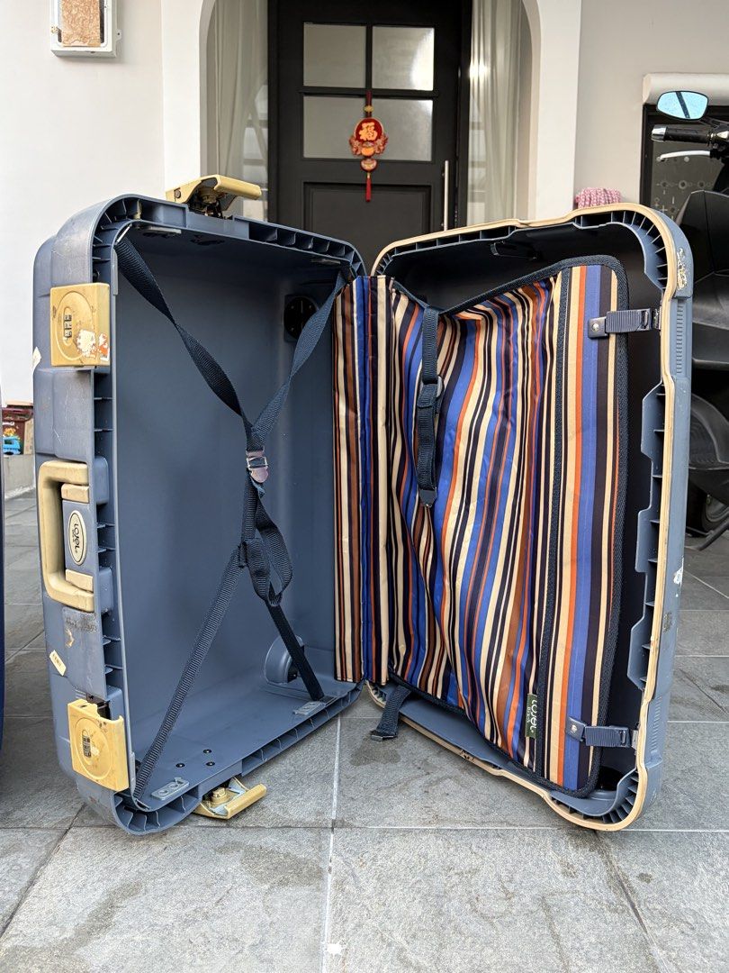 2 unit Lojel edition japan (Kategori: Tas & Dompet Wanita) berada di Surabaya. Dikirim oleh tjandra169 (ID iklan 1449288493, Gambar 1). Deskripsi: Nego tipis dapat 2 ya Lokasi Surabaya.