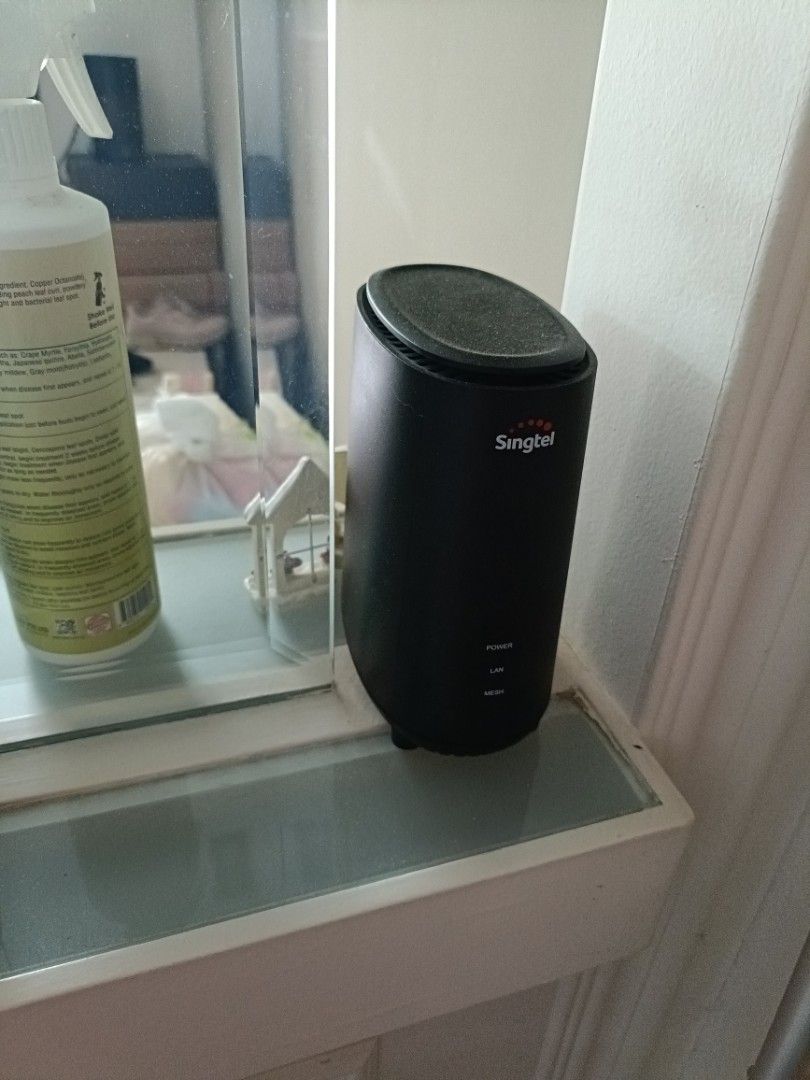 2 x Singtel WiFi Extender/Booster507188679436544001
