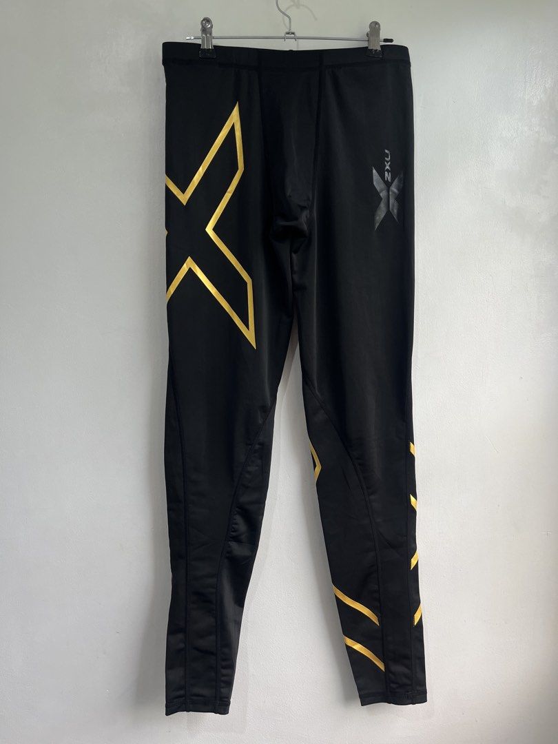 2XU Compression Running Tights Mens (Category: Underwear) located in Cavite. Submitted by chevpthrillaah (Listing ID 1449170511, Image 1). Description: Sz Large fits 30-32 Mens No flaws Like new .