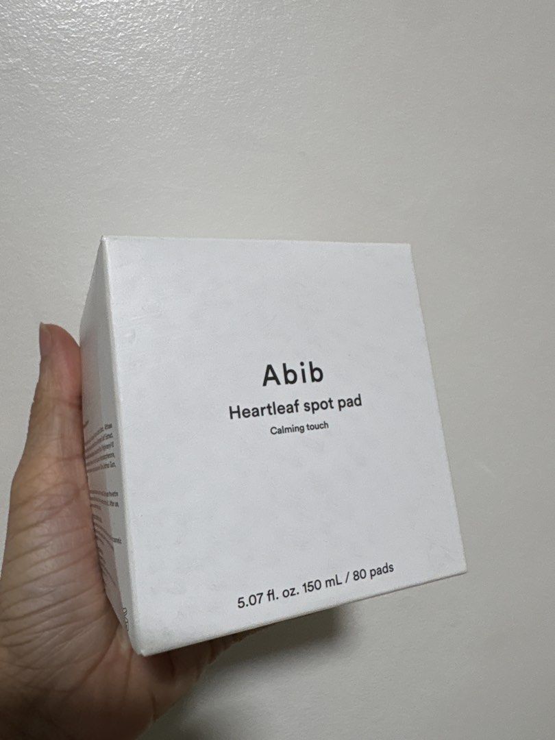 Abib Heartleaf Spot Pad Calming Touch 150ml 80 Pads (Category: Face Care) located in Quezon City. Submitted by iris.edit (Listing ID 1449226840, Image 1). Description: - Abib Heartleaf Spot Pads - Calming touch formula - Contains 80 pads (150ml) - Effectively soothes and calms skin - Expiry Date: April 2028 - Comes in original, unopened packaging.