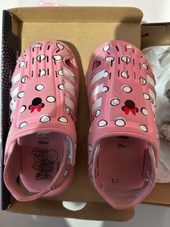 (Category: ) located in . Submitted by .c.l. (Listing ID 1449224779, Image 1). Description: .