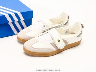 (Category: ) located in . Submitted by outlet_sneakers_shop (Listing ID 1449200709, Image 1). Description: .