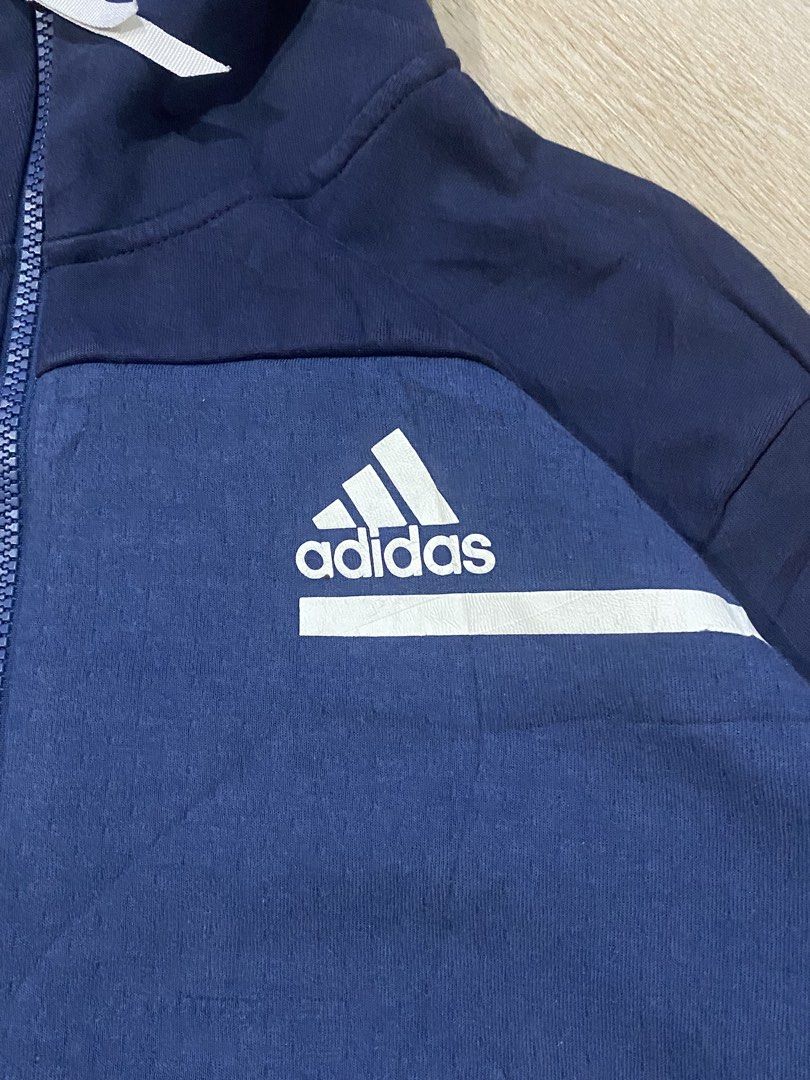 Adidas Z.N.E. Full-Zip Hoodie (Category: Activewear) located in Binan City. Submitted by apawan31 (Listing ID 1449223964, Image 3). Description: For sale: Adidas Z.N.E. Full-Zip Hoodie Size Large on tag Dimensions: 23W x 27L Excellent Condition Minimal issue: kumalat yung print sa wrist banda check last pic di naman halata pag suot kasi nakatago yung part nayon ₱600+sf Pm nalang po sa interested Location:Biñan City, Laguna Mop:Gcash & AUB Courier