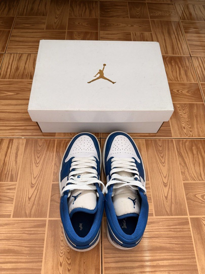 AIR JORDAN LOW MARINA BLUE (Category: Sneakers) located in Cabuyao City. Submitted by sweethriftph (Listing ID 1449165029, Image 2). Description: -Air Jordan Marina Blue-White - 6 us womens 23cm - with box - nagbabawas lang ng shoes - NEGOTIABLE - no heel drag no issue 📌 CABUYAO LAGUNA.
