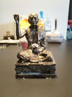 (Category: ) located in . Submitted by narai_trading_artifacts (Listing ID 1449211695, Image 1). Description: .