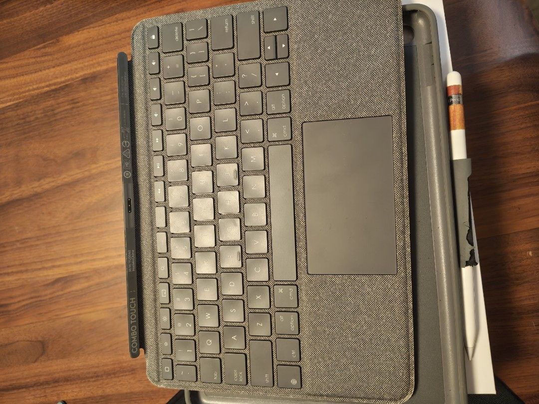 Apple iPad with Logitech Combo Touch Keyboard Case507343349545717763