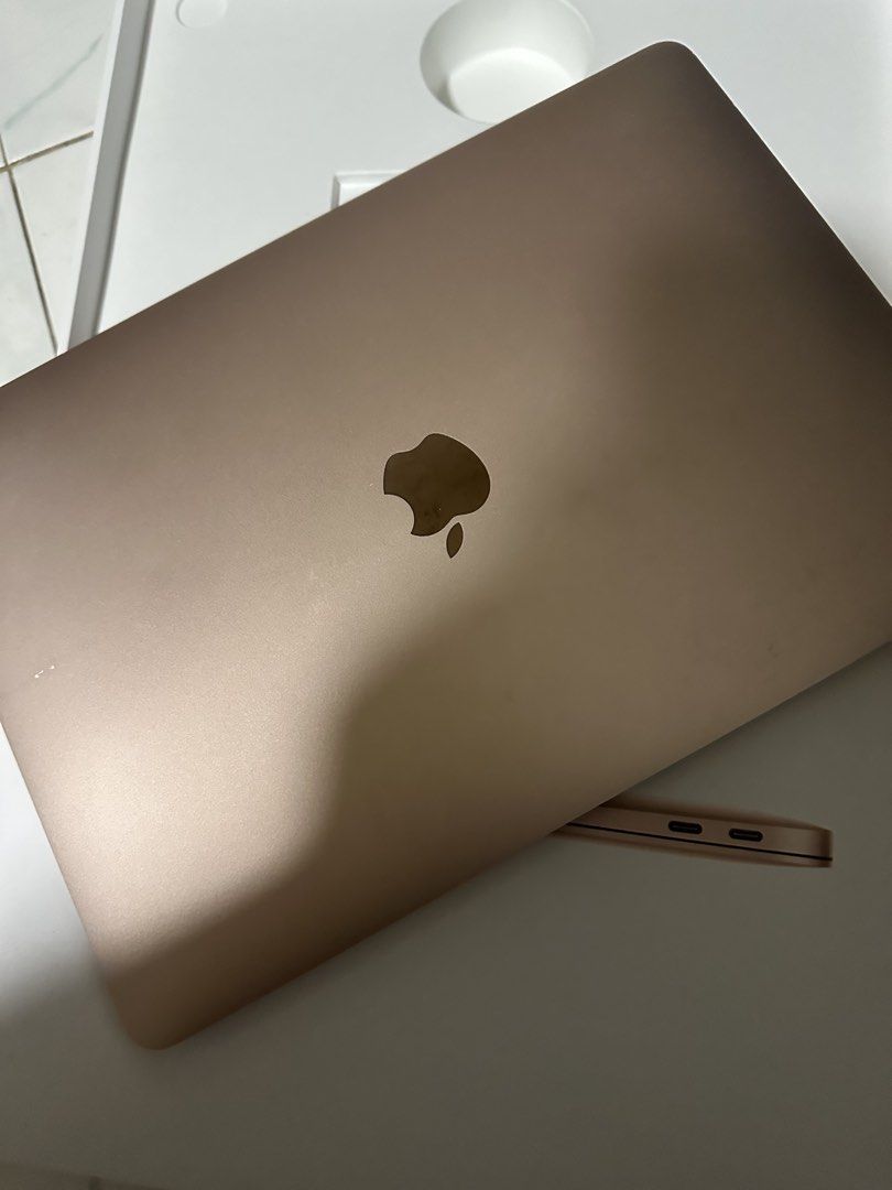 Apple MacBook Air Rose Gold 13-inch 8GB RAM 256GB SSD