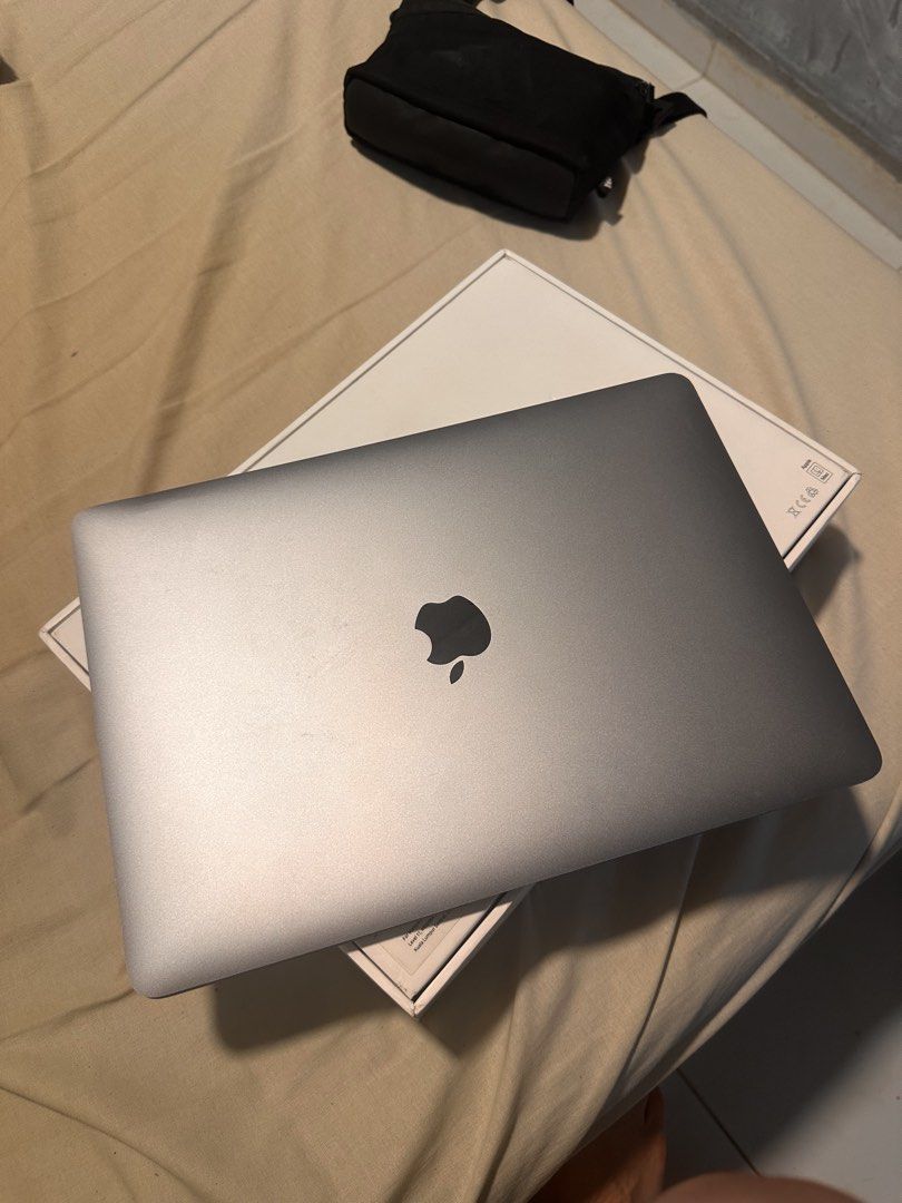 Apple MacBook Air (space grey)