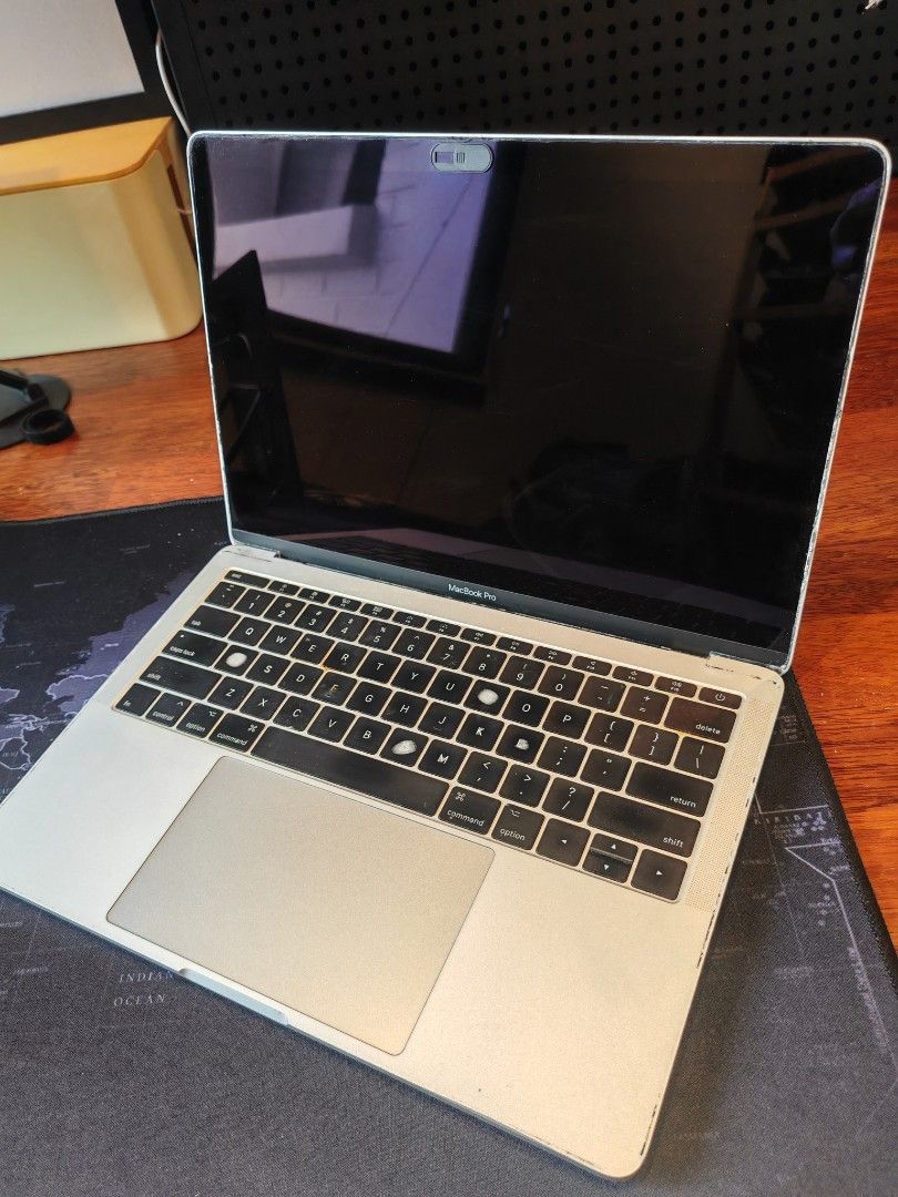 Apple MacBook Pro Silver Laptop for parts or repair