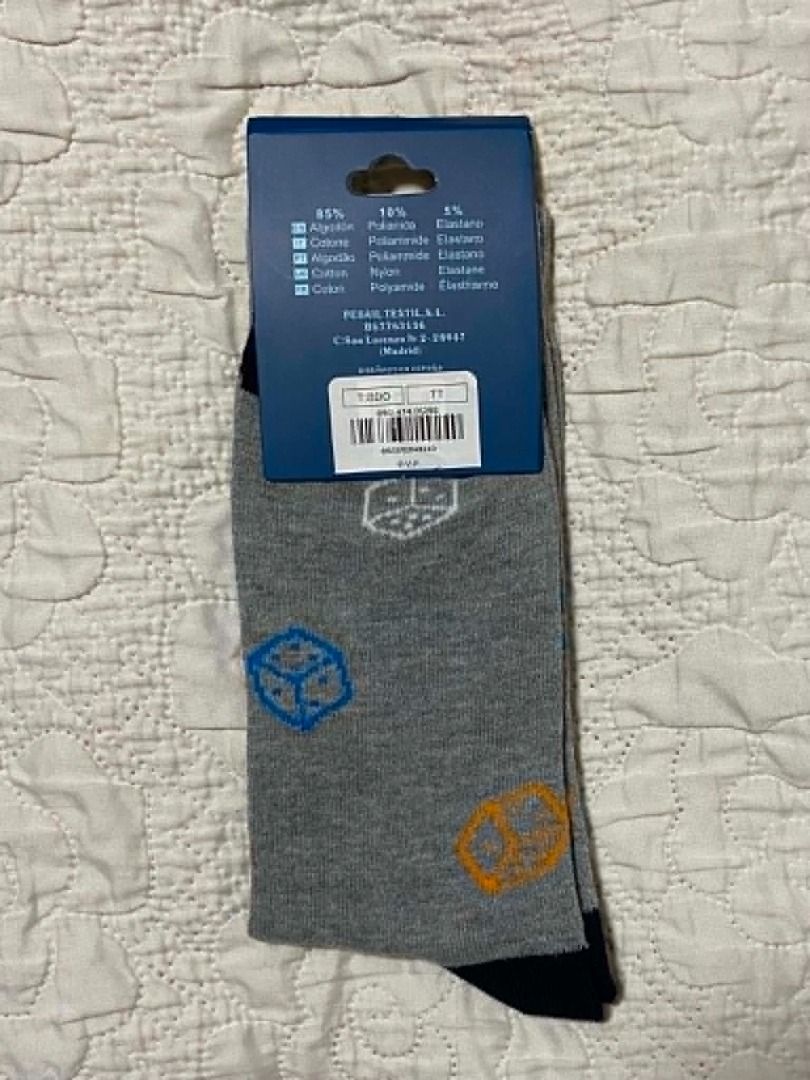 Authentic Pesail Classic Crew Men's Socks Size 40-46 (Category: Socks) located in Paranaque City. Submitted by vanitelab (Listing ID 1449130355, Image 2). Description: Authentic and Brand-new PESAIL CLASSIC MEN'S SOCKS Product Description: Crew Height Sock Size: 40-46 Length of socks: 7.8 inches from toe to heel, 8.5 inches from heel to leg Color: Gray with dice prints Material: 85% Cotton, 10% Polyamide, 5% Elastane Item bought in Spain..
